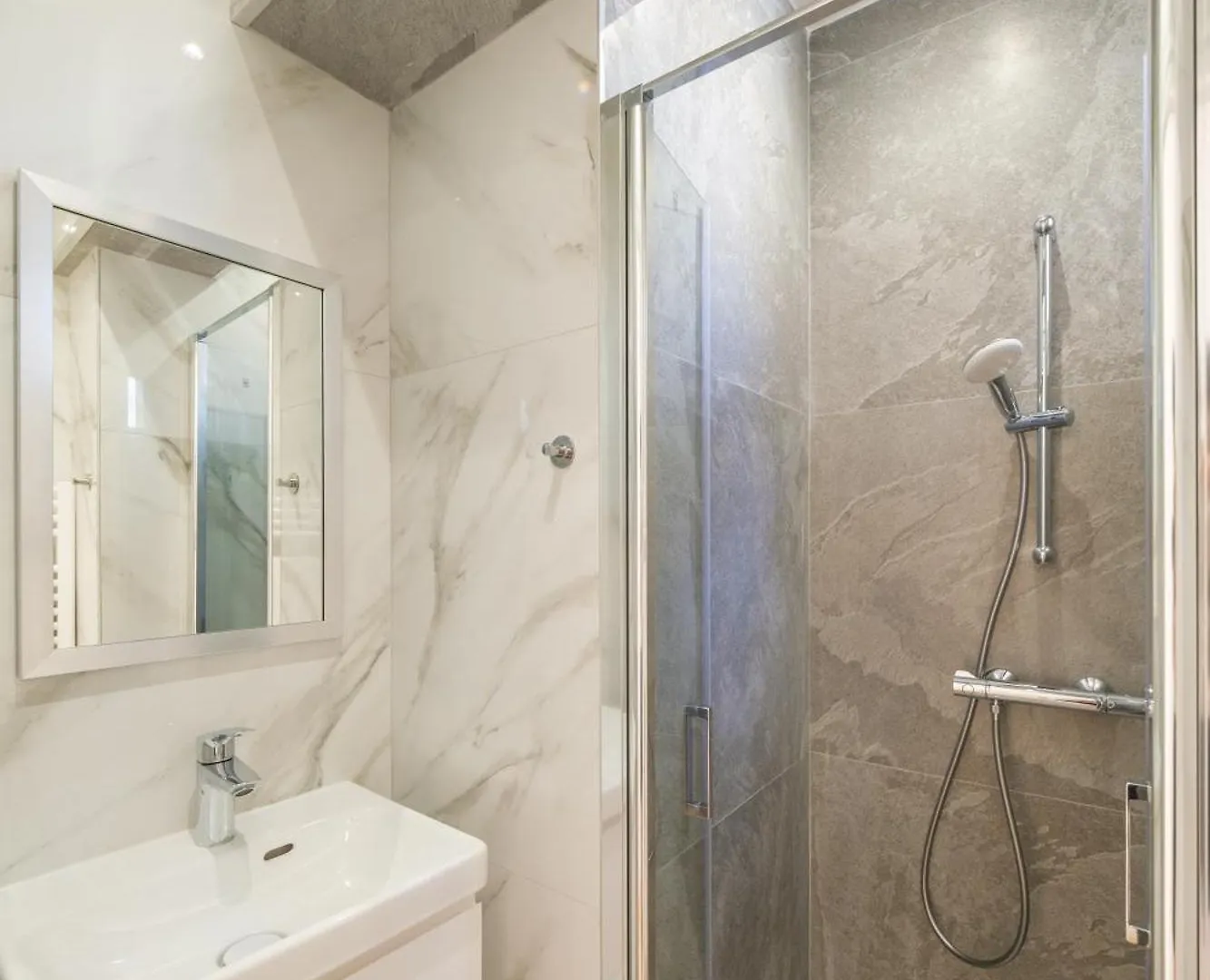 Magic Apartment 4P Sacre Coeur Parijs